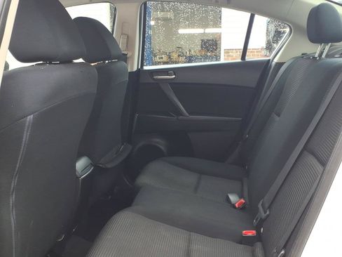 Used 2013 MAZDA MAZDA3 i SV FWD image 9