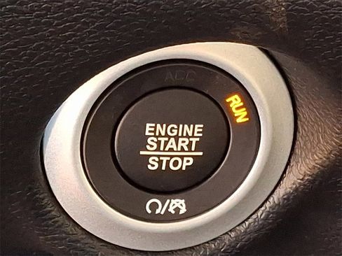 New 2026 Chrysler Voyager LX image 14