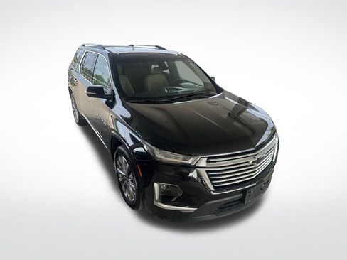 Used 2023 Chevrolet Traverse Premier w/ LPO, Floor Liner Package AWD/4WD image 41