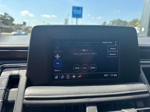 Used 2022 Chevrolet Tahoe LS RWD image 10