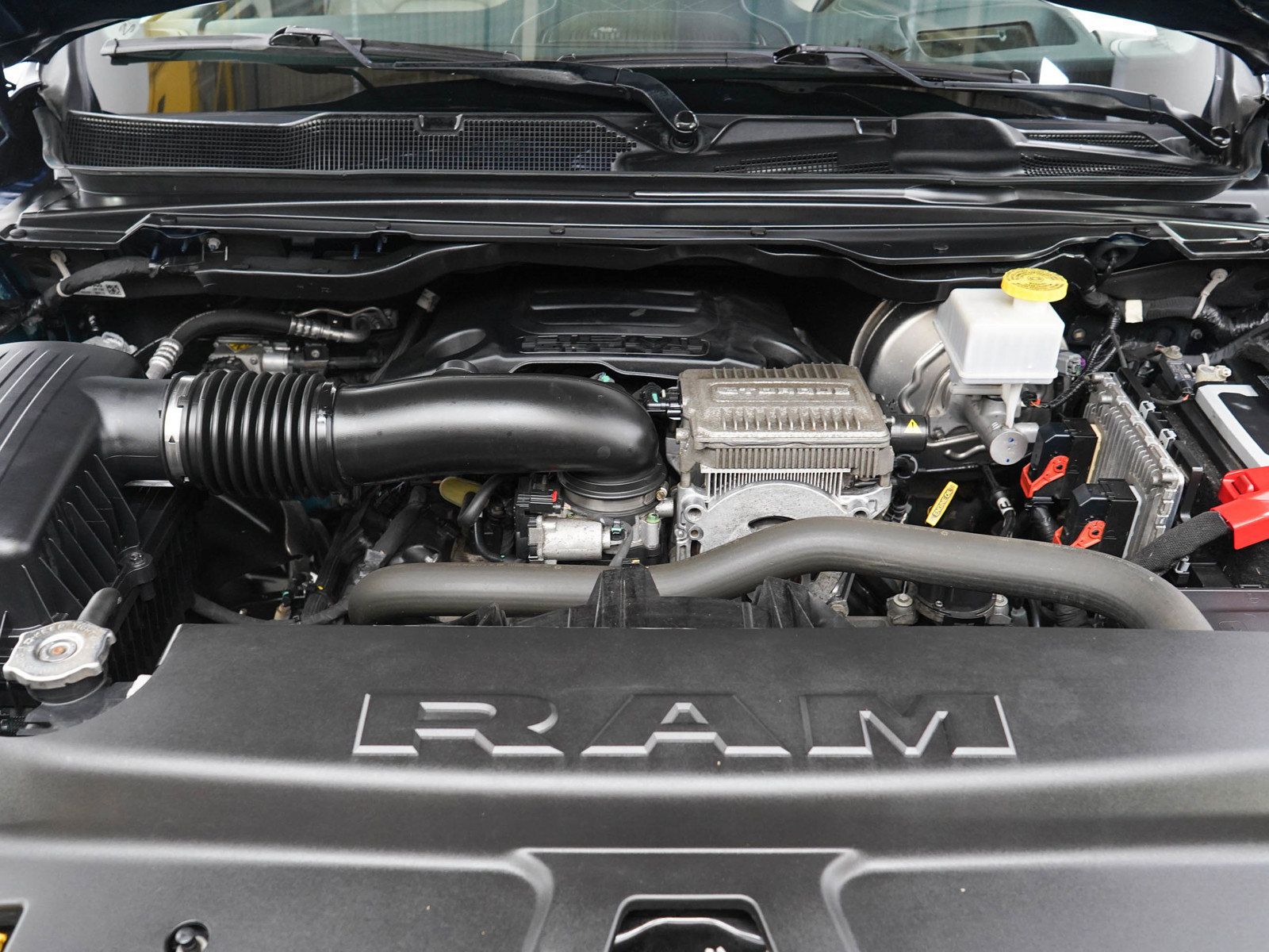 Used 2022 RAM 1500 Limited AWD/4WD image 35