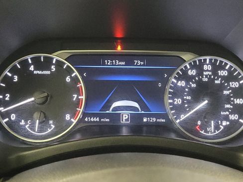 Used 2024 Nissan Sentra SV FWD image 23