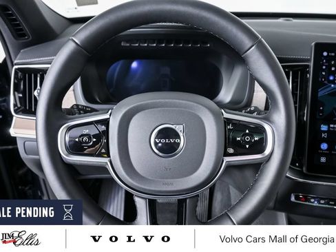 Certified 2025 Volvo XC90 B5 Core w/ Climate Package AWD/4WD image 10