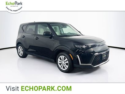 Used 2023 Kia Soul LX