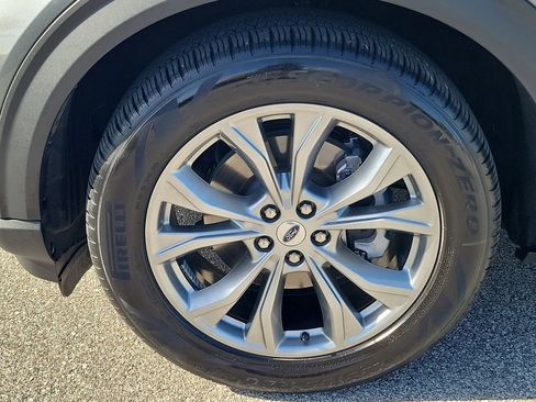 Used 2023 Ford Explorer XLT w/ Equipment Group 202A image 12