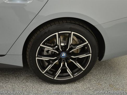 Used 2022 BMW i4 eDrive40 w/ M Sport Package image 49