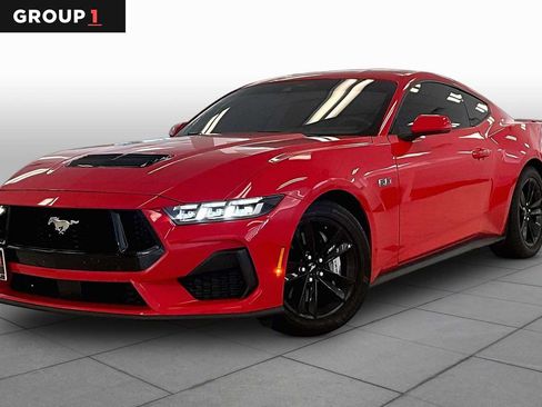 Used 2024 Ford Mustang GT RWD image 1