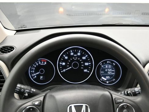 Certified 2017 Honda HR-V EX image 51