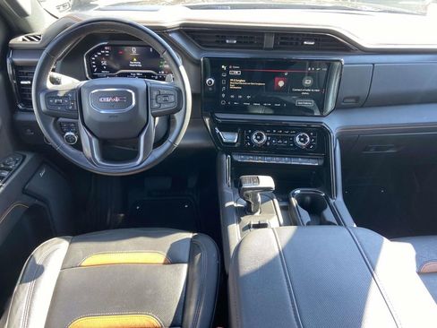 Used 2024 GMC Sierra 1500 AT4 w/ Technology Package image 10