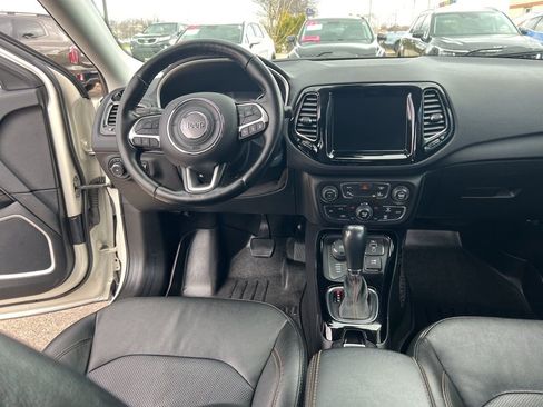 Used 2021 Jeep Compass Limited image 15