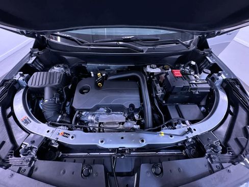 Used 2025 Chevrolet Equinox LT image 11