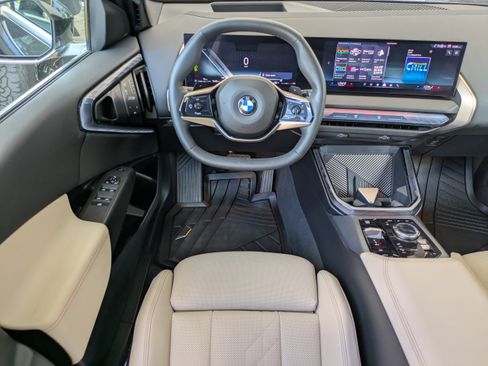 Used 2025 BMW X3 xDrive30i w/ Premium Package AWD/4WD image 17