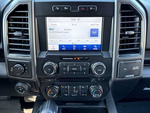Used 2018 Ford F150 XLT w/ Equipment Group 302A Luxury AWD/4WD image 26