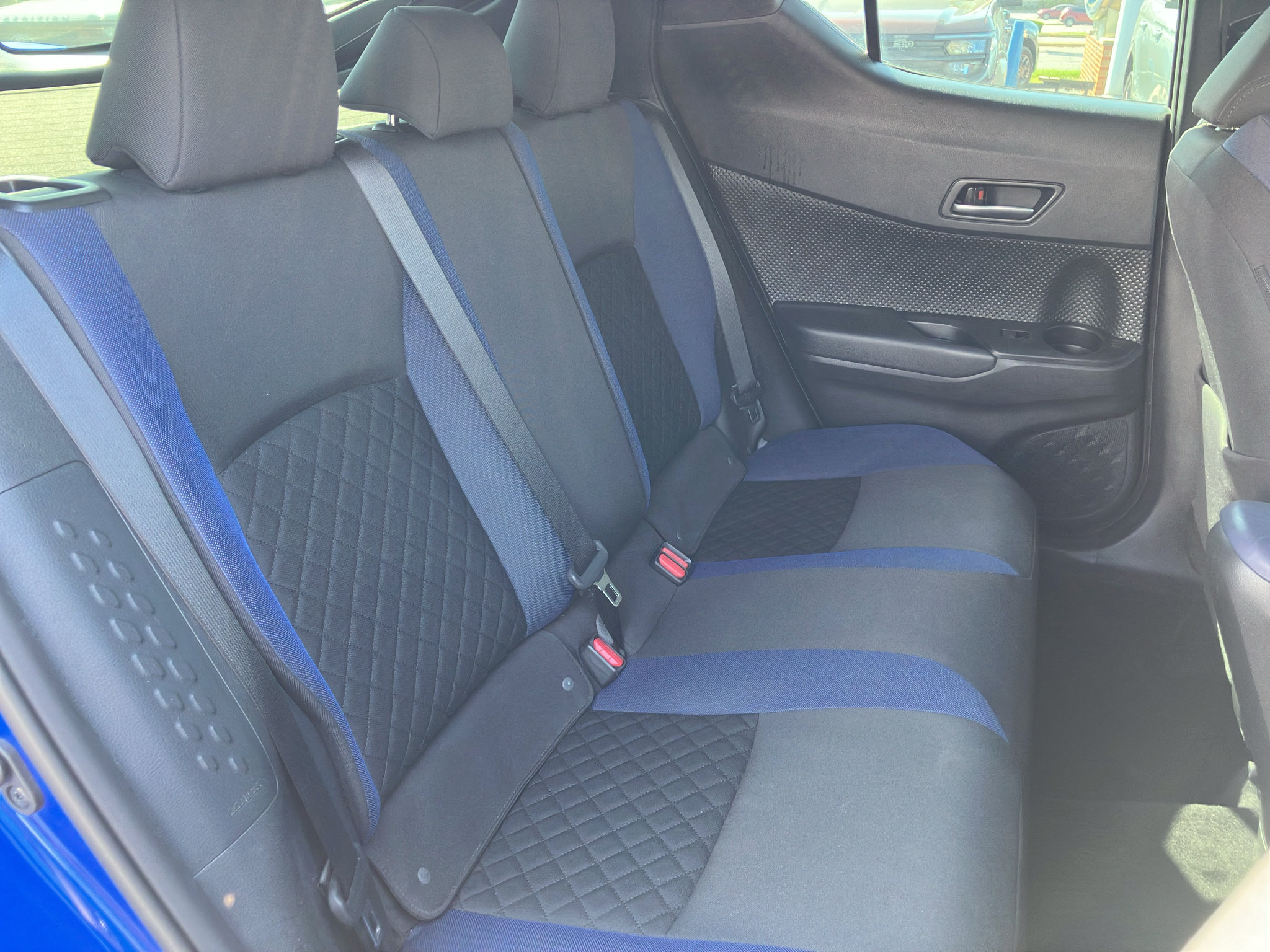 Used 2021 Toyota C-HR XLE FWD image 32