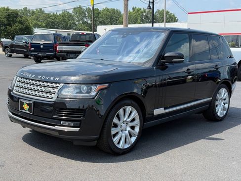 Used 2017 Land Rover Range Rover Supercharged AWD/4WD image 4