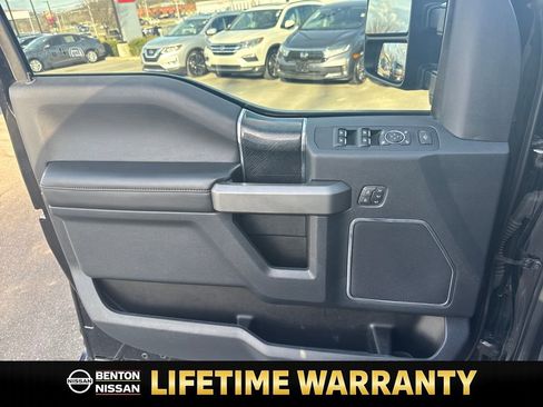 Used 2022 Ford F250 Platinum image 11