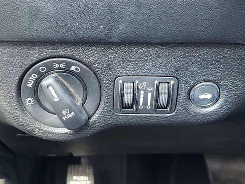 Used 2019 Dodge Charger R/T w/ Plus Group RWD image 23
