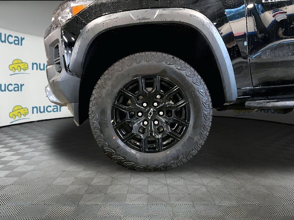 Used 2024 Chevrolet Colorado Trail Boss w/ Technology Package AWD/4WD image 7
