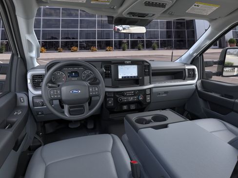 New 2026 Ford F600 4x4 Regular Cab Super Duty w/ XL Chrome Package image 9