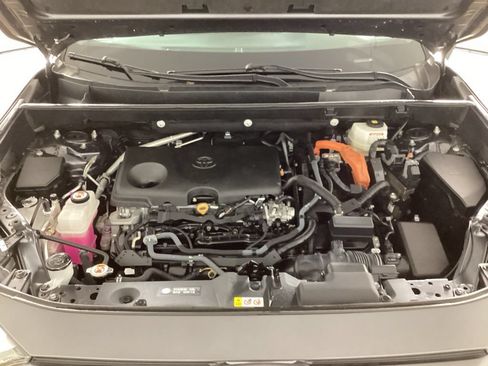 Used 2023 Toyota RAV4 XLE AWD/4WD image 30