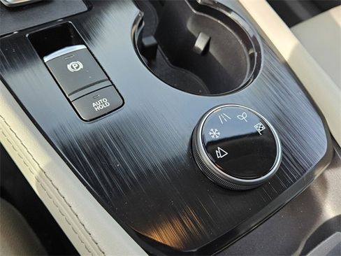 Used 2023 Nissan Rogue SL image 22