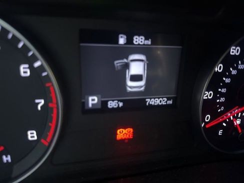 Used 2020 Kia Forte LXS FWD image 6