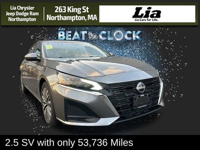 Used 2023 Nissan Altima 2.5 SV