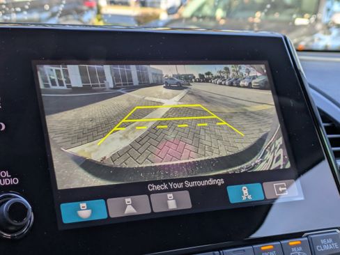 Certified 2024 Honda Odyssey Touring image 30