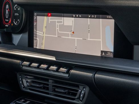 Used 2021 Porsche 911 Carrera image 19