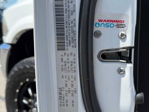 Used 2018 RAM 2500 Laramie AWD/4WD image 35