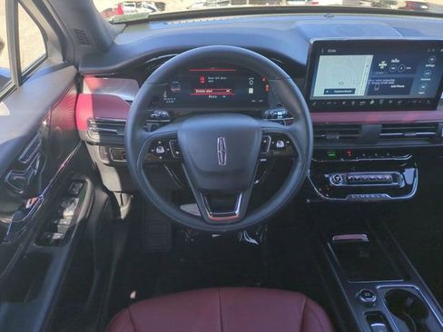 New 2026 Lincoln Corsair Reserve w/ Jet Appearance Package AWD/4WD image 16