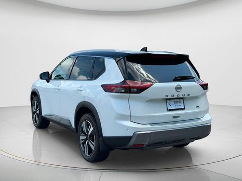 Used 2024 Nissan Rogue SL w/ SL Premium Package FWD image 7