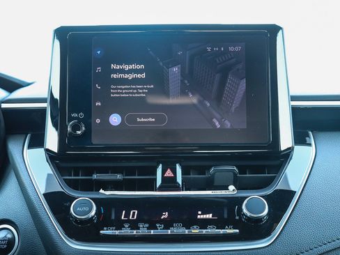 Certified 2023 Toyota Corolla SE w/ SE Premium Package FWD image 15
