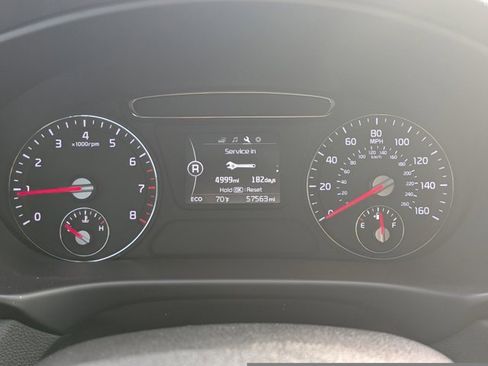 Used 2018 Kia Sorento LX image 24