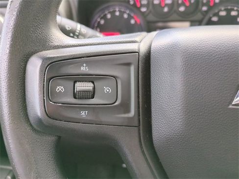Used 2022 Chevrolet Silverado 2500 Custom w/ Custom Value Package image 30