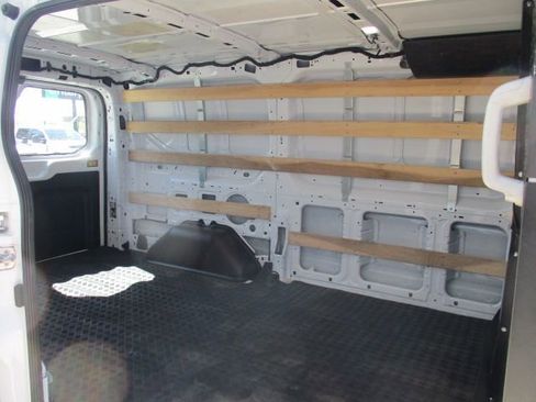 Used 2023 Ford Transit 250 Low Roof w/ Exterior Upgrade Package RWD image 5