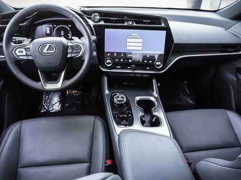 Used 2025 Lexus RZ 300e w/ Accessory Package (Z2) FWD image 18