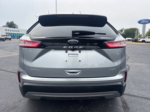 Used 2024 Ford Edge SEL w/ Convenience Package AWD/4WD image 8