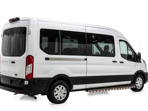 Used 2020 Ford Transit 350 XL image 3