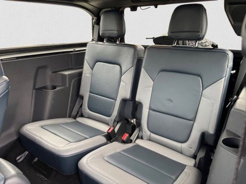 Used 2023 Ford Bronco Outer Banks w/ Sasquatch Package image 16