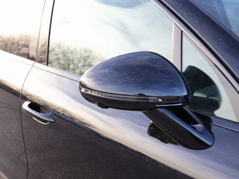 New 2026 Porsche Macan S image 15