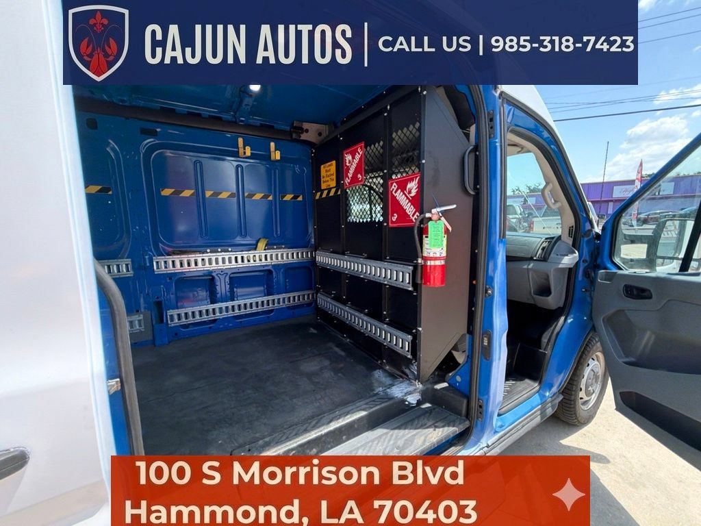 Used 2018 Ford Transit 250 148 Medium Roof RWD image 25