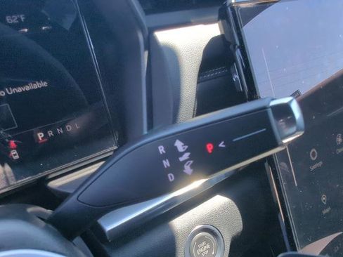 New 2025 GMC Terrain Elevation w/ Elevation Premium Package image 34