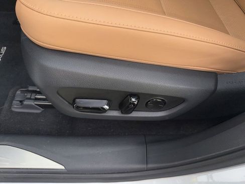 Used 2025 Lexus RX 350 Premium Plus w/ Accessory Package (Z1) FWD image 11