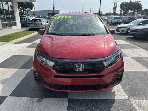 Used 2026 Honda Odyssey Touring image 2