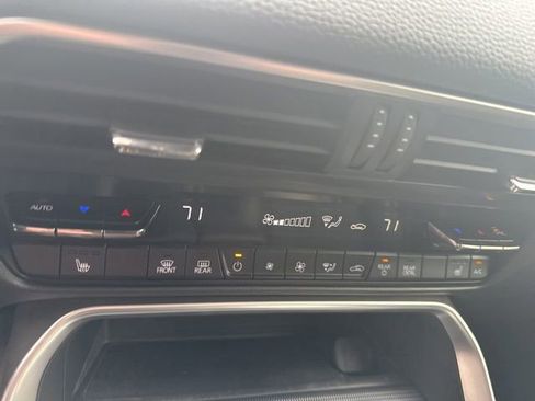 Certified 2024 MAZDA CX-90 3.3 Turbo w/ Preferred Package AWD/4WD image 17