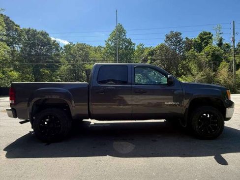 Used 2011 GMC Sierra 1500 SL AWD/4WD image 7