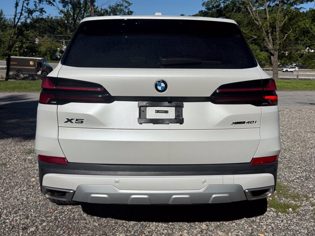 Used 2024 BMW X5 xDrive50e AWD/4WD image 5