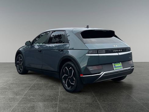 Used 2024 Hyundai Ioniq 5 SEL image 5