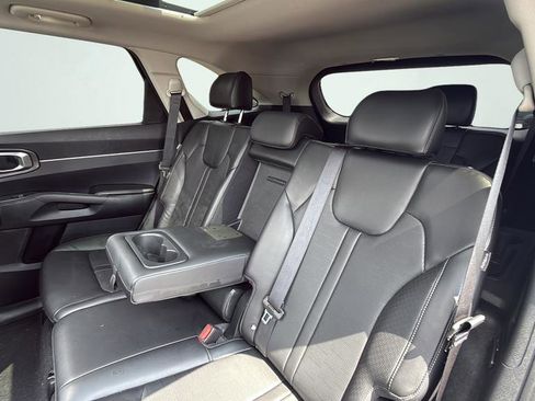 Used 2024 Kia Sorento S w/ Panoramic Sunroof Package AWD/4WD image 34